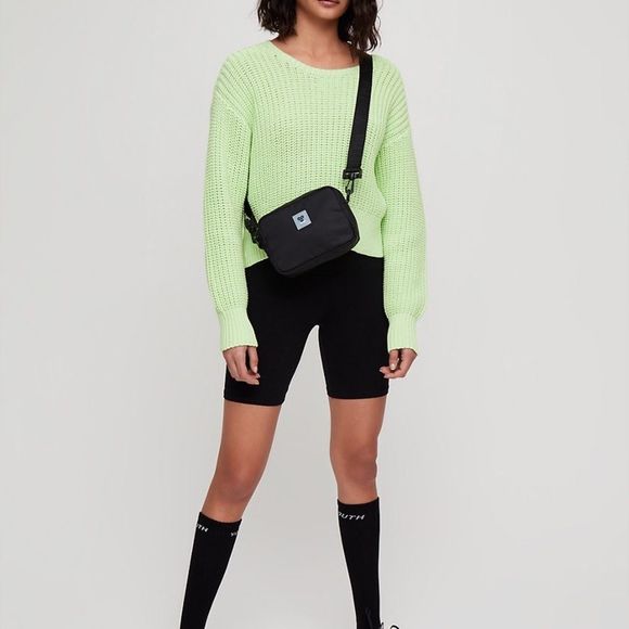 Aritzia TNA Sweater Chunky Knit Sweater Size  XS - Picture 5 of 13